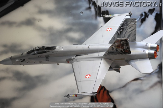 2009-10-08 Meiringen 403 McDonnell Douglas FA-18C Hornet